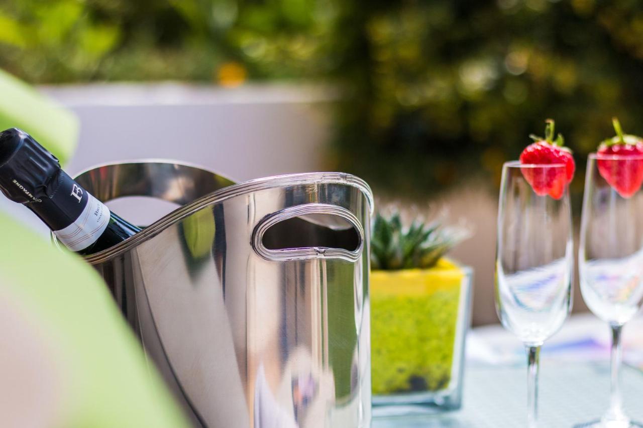 Sweet Inn - Royal Banus Marbella Exterior photo